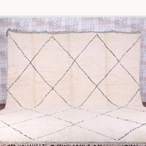 Gorgeous authentic 9x12 Moroccan Beni Ourain rug